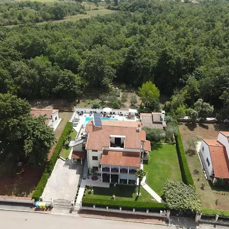 Apartment Pilic Rosini
