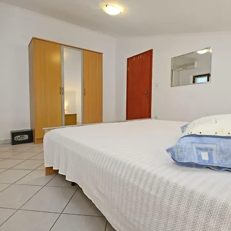 Apartment Pilic Rosini