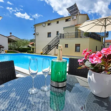 Pilic Apartman Rosini