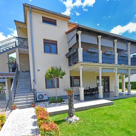 Apartment Pilic Rosini